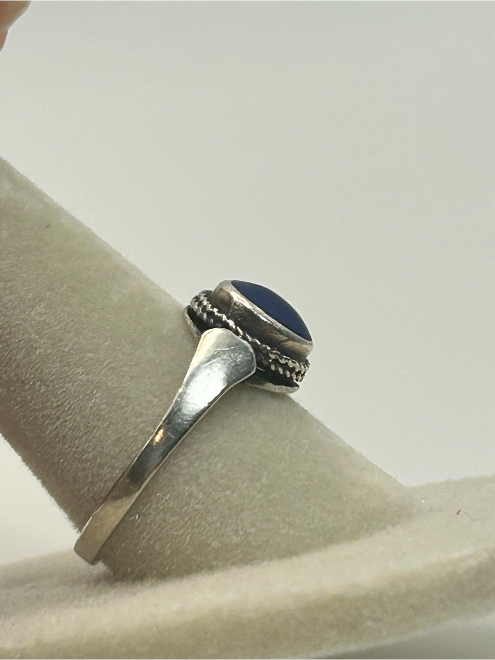 Sterling Silver Blue Lapis Ring Size 7.5 Stamped 925 Oval Stone - Picture 3 of 10